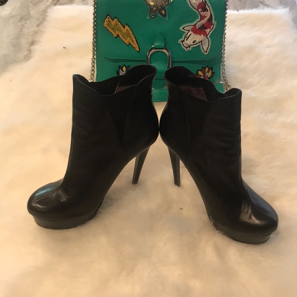 Luxury Rebel Yassa platform booties! - Picture 2 of 8